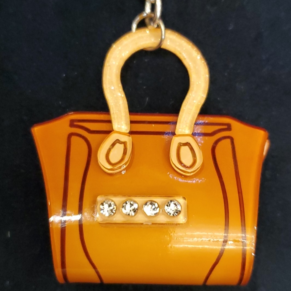 A cute purse key chain